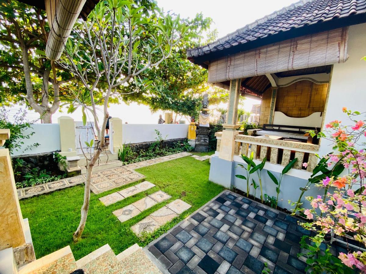 Solaluna Beach Homestay Amed Exterior foto