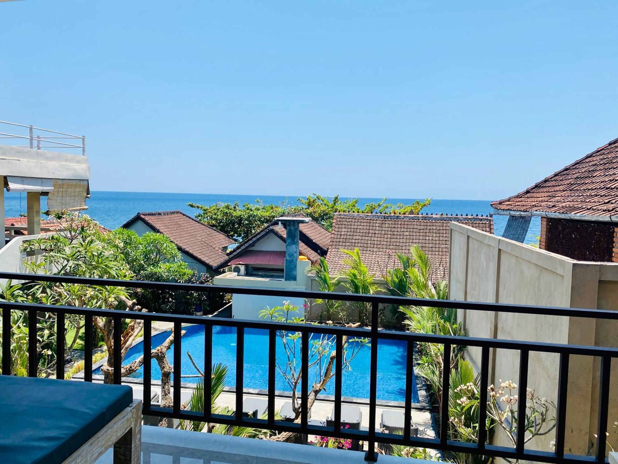 Solaluna Beach Homestay Amed Exterior foto