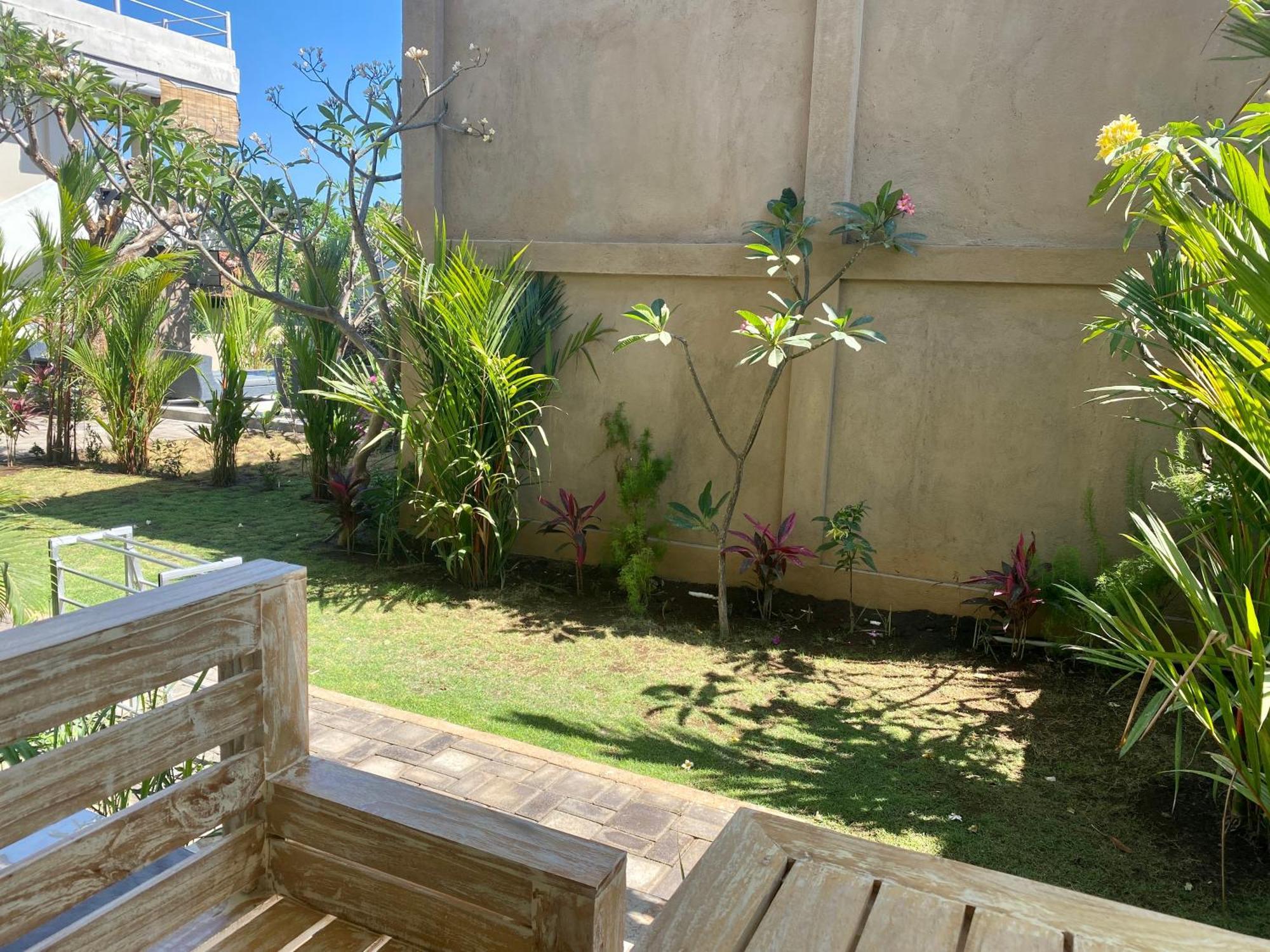 Solaluna Beach Homestay Amed Exterior foto