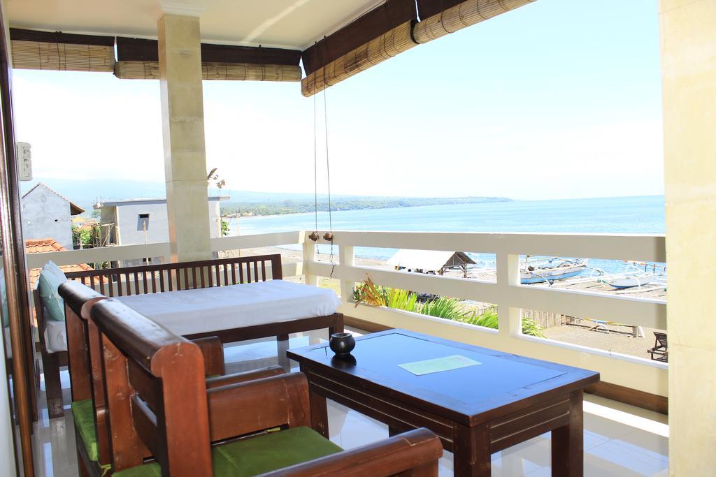 Solaluna Beach Homestay Amed Exterior foto