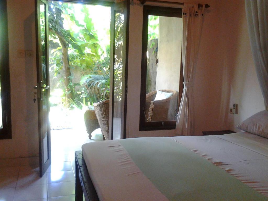 Solaluna Beach Homestay Amed Exterior foto