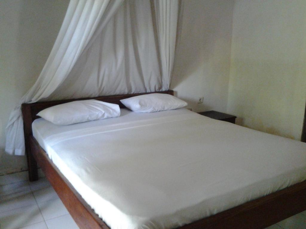 Solaluna Beach Homestay Amed Exterior foto