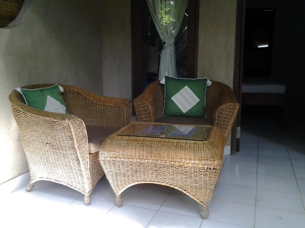 Solaluna Beach Homestay Amed Exterior foto