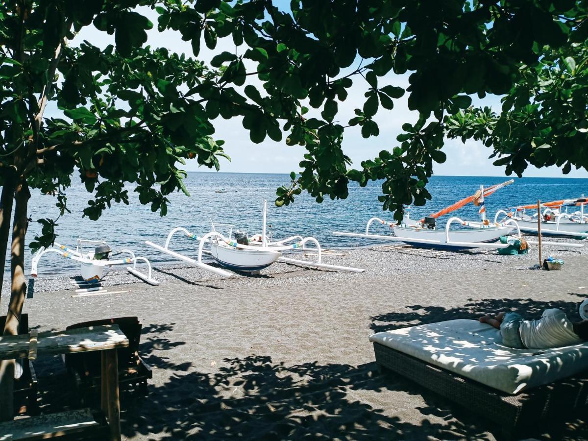 Solaluna Beach Homestay Amed Exterior foto